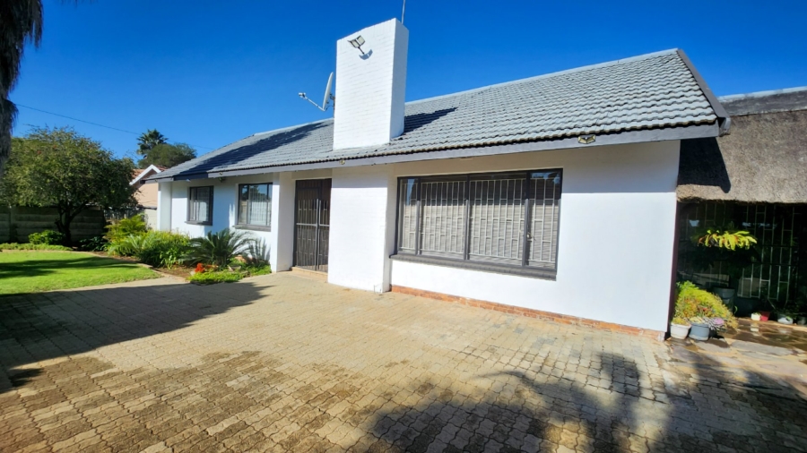 2 Bedroom Property for Sale in Meiringspark North West